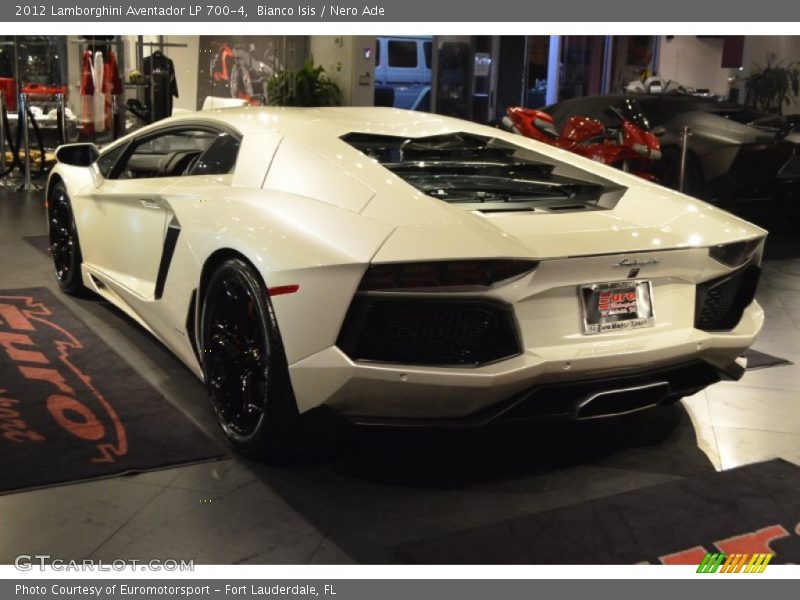 Bianco Isis / Nero Ade 2012 Lamborghini Aventador LP 700-4