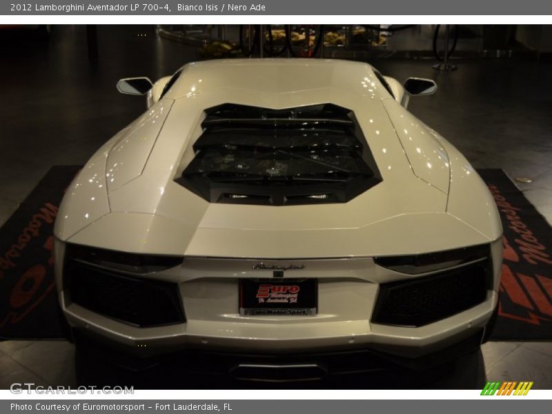 Bianco Isis / Nero Ade 2012 Lamborghini Aventador LP 700-4