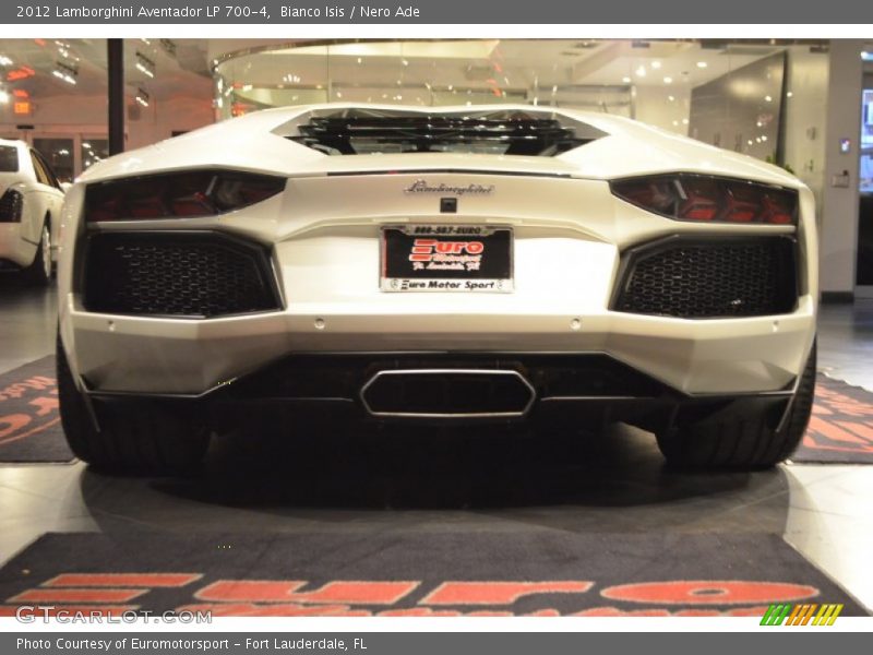 Bianco Isis / Nero Ade 2012 Lamborghini Aventador LP 700-4