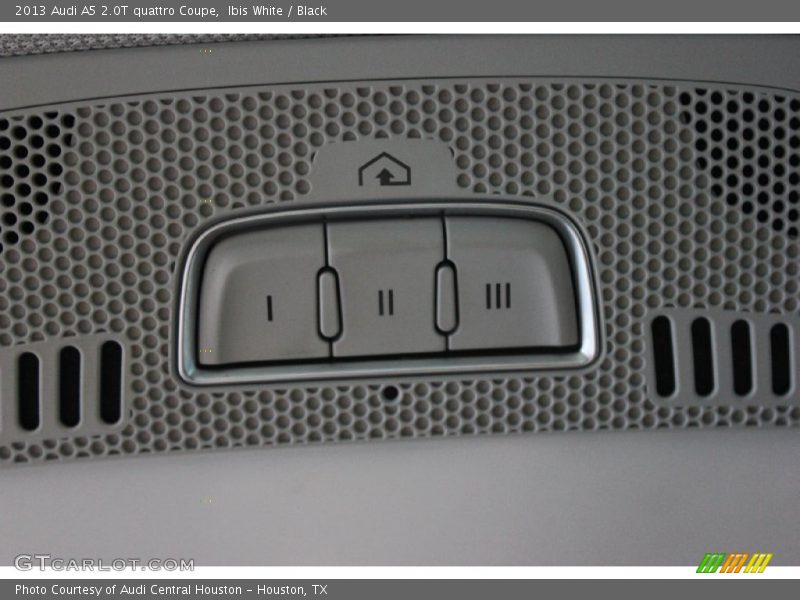 Ibis White / Black 2013 Audi A5 2.0T quattro Coupe