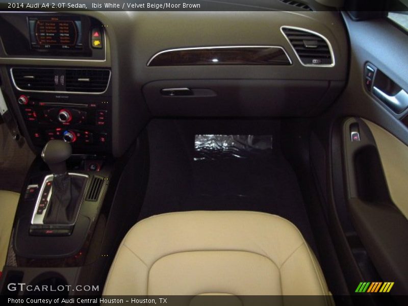 Ibis White / Velvet Beige/Moor Brown 2014 Audi A4 2.0T Sedan