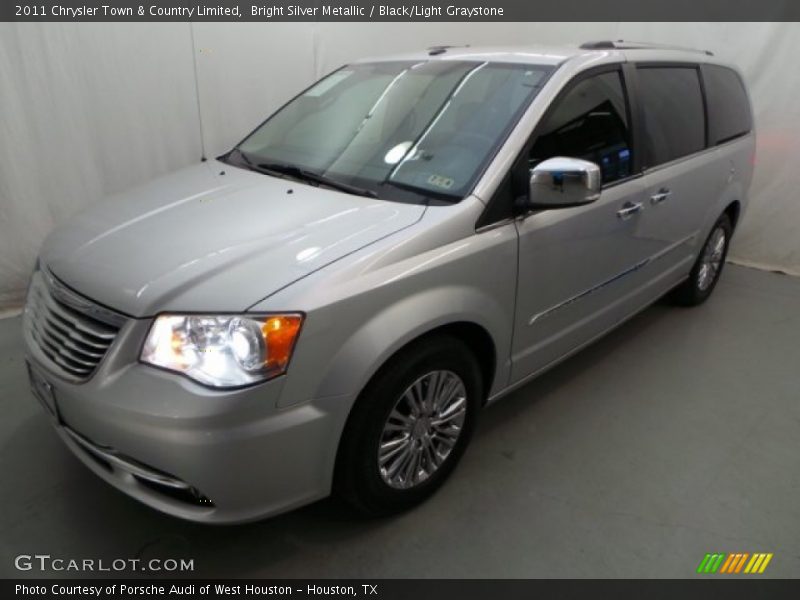 Bright Silver Metallic / Black/Light Graystone 2011 Chrysler Town & Country Limited