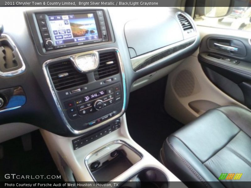 Bright Silver Metallic / Black/Light Graystone 2011 Chrysler Town & Country Limited
