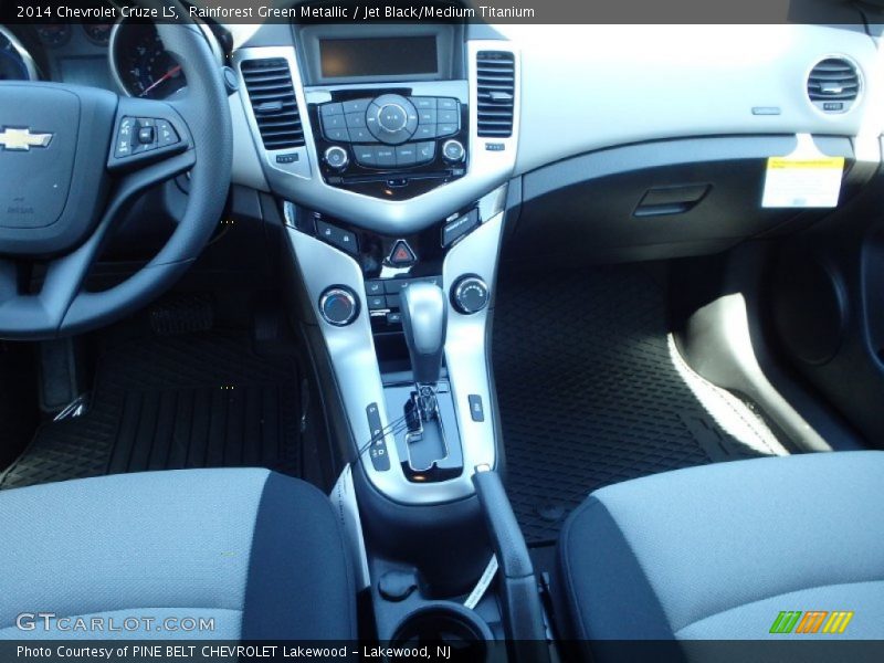 Rainforest Green Metallic / Jet Black/Medium Titanium 2014 Chevrolet Cruze LS
