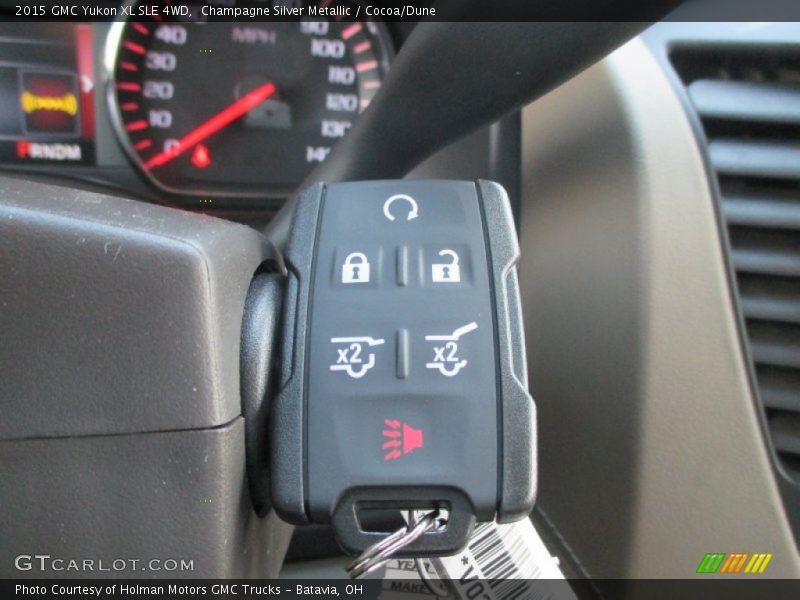 Champagne Silver Metallic / Cocoa/Dune 2015 GMC Yukon XL SLE 4WD