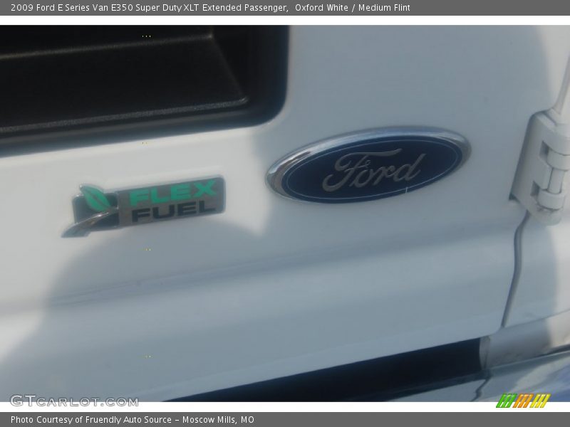Oxford White / Medium Flint 2009 Ford E Series Van E350 Super Duty XLT Extended Passenger