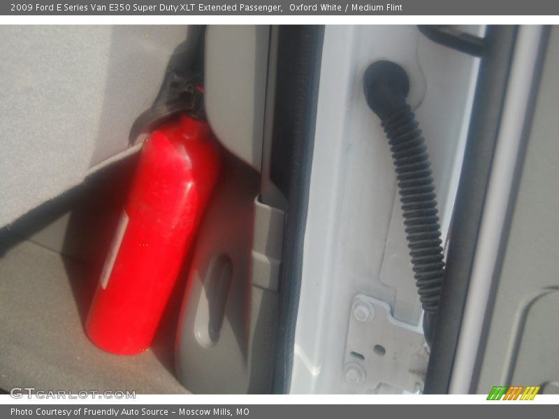 Oxford White / Medium Flint 2009 Ford E Series Van E350 Super Duty XLT Extended Passenger