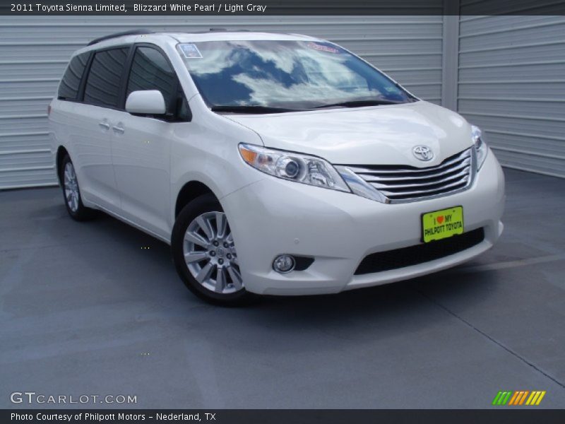 Blizzard White Pearl / Light Gray 2011 Toyota Sienna Limited