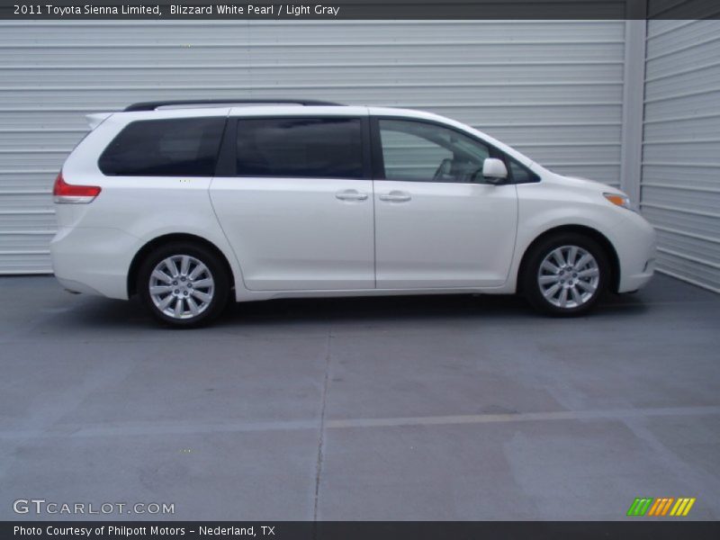 Blizzard White Pearl / Light Gray 2011 Toyota Sienna Limited