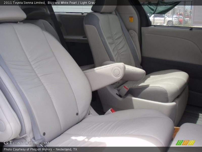 Blizzard White Pearl / Light Gray 2011 Toyota Sienna Limited