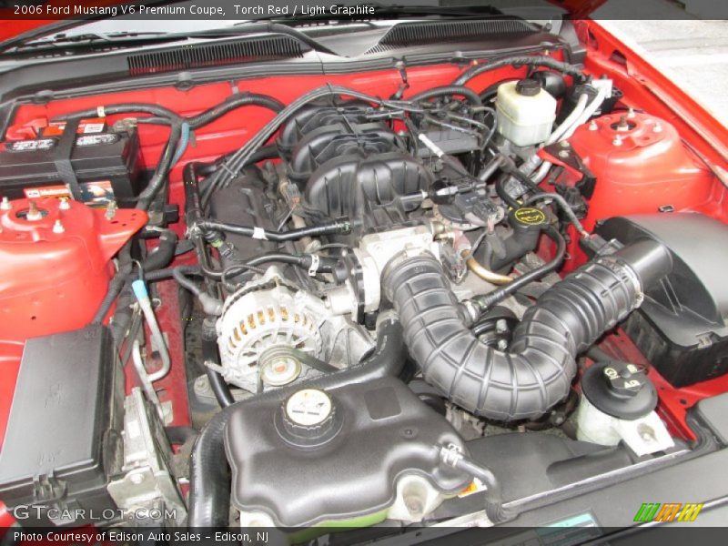 Torch Red / Light Graphite 2006 Ford Mustang V6 Premium Coupe