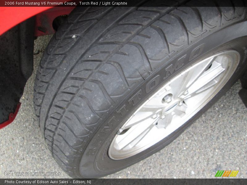Torch Red / Light Graphite 2006 Ford Mustang V6 Premium Coupe