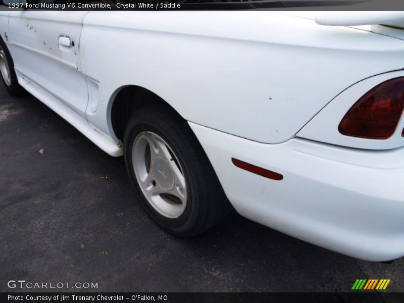 Crystal White / Saddle 1997 Ford Mustang V6 Convertible