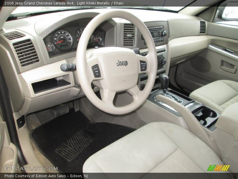 Light Khaki Metallic / Khaki 2006 Jeep Grand Cherokee Laredo 4x4