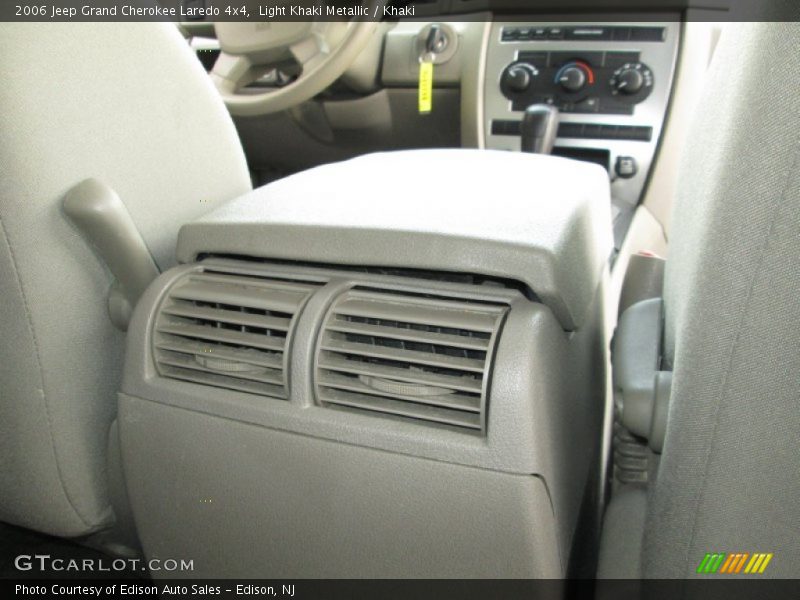 Light Khaki Metallic / Khaki 2006 Jeep Grand Cherokee Laredo 4x4