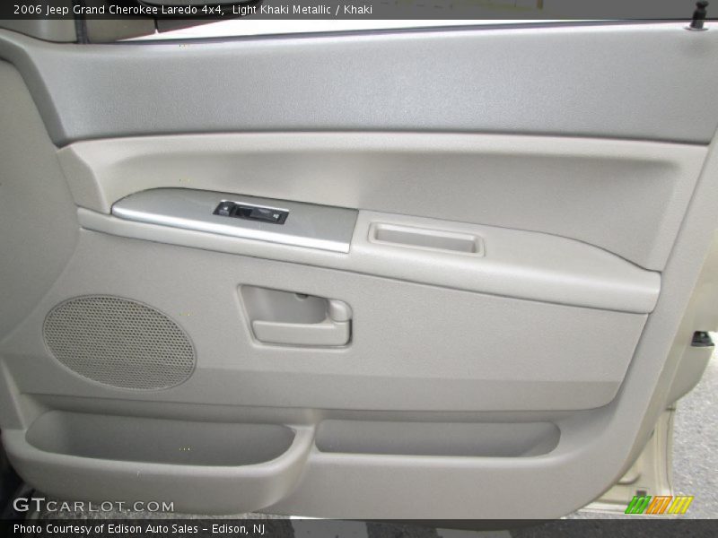 Light Khaki Metallic / Khaki 2006 Jeep Grand Cherokee Laredo 4x4