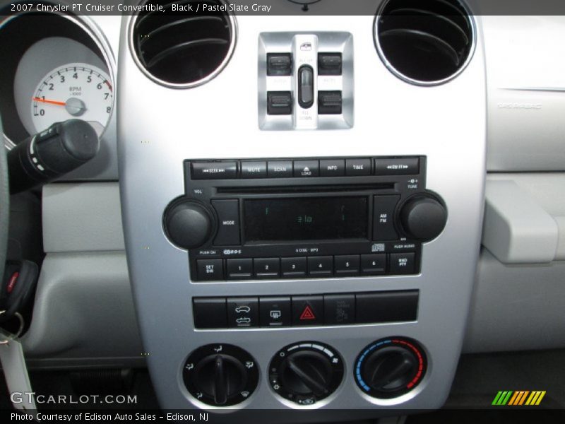 Controls of 2007 PT Cruiser Convertible