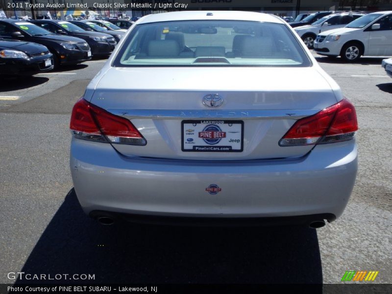 Classic Silver Metallic / Light Gray 2011 Toyota Avalon Limited