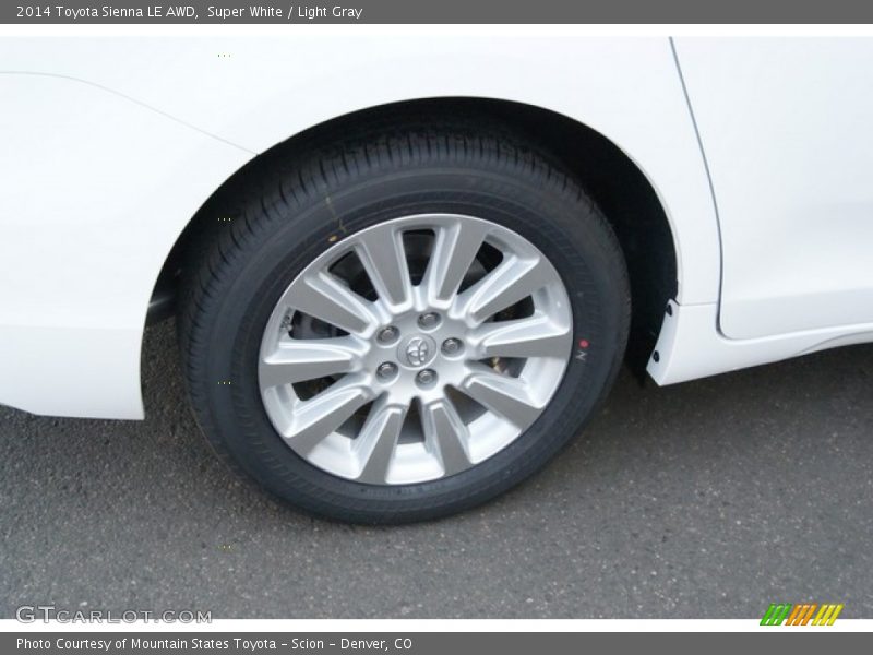 Super White / Light Gray 2014 Toyota Sienna LE AWD