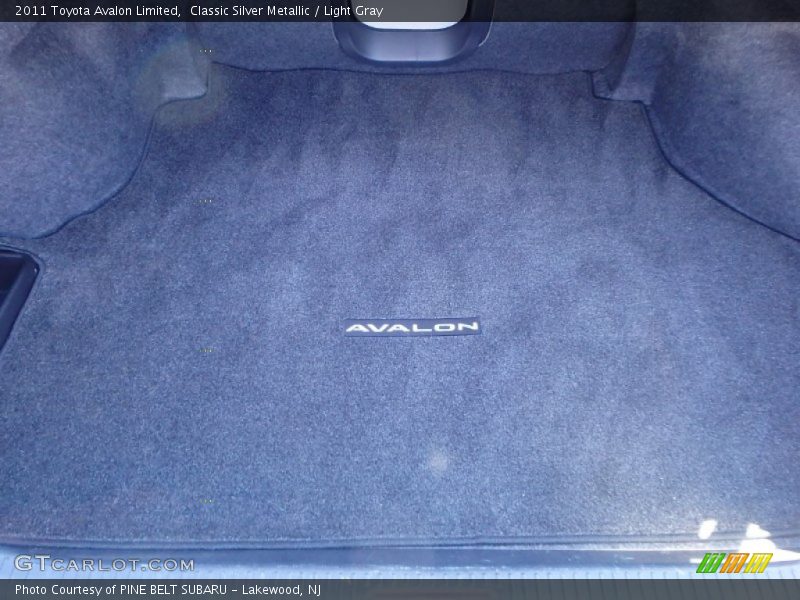 Classic Silver Metallic / Light Gray 2011 Toyota Avalon Limited