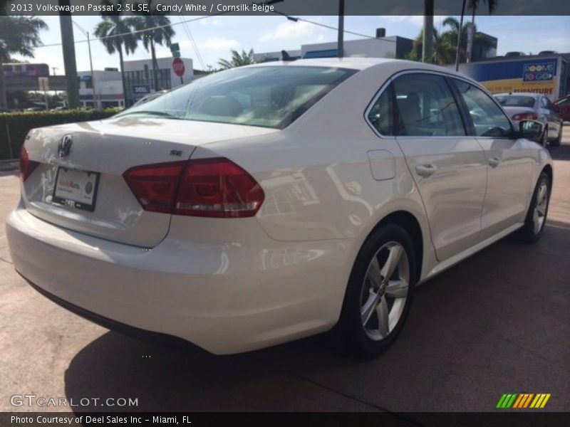 Candy White / Cornsilk Beige 2013 Volkswagen Passat 2.5L SE