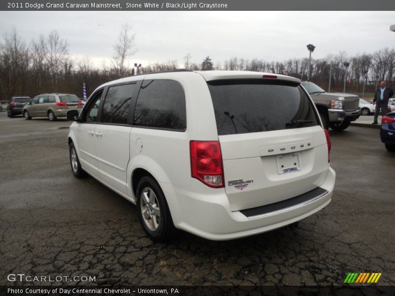 Stone White / Black/Light Graystone 2011 Dodge Grand Caravan Mainstreet