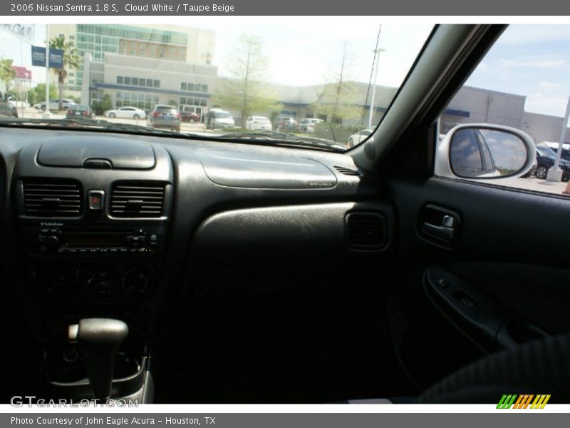 Cloud White / Taupe Beige 2006 Nissan Sentra 1.8 S