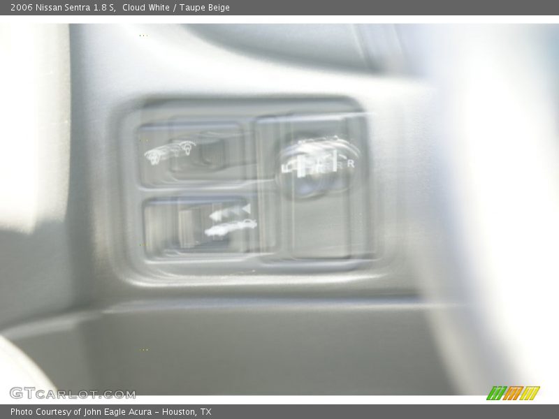 Cloud White / Taupe Beige 2006 Nissan Sentra 1.8 S