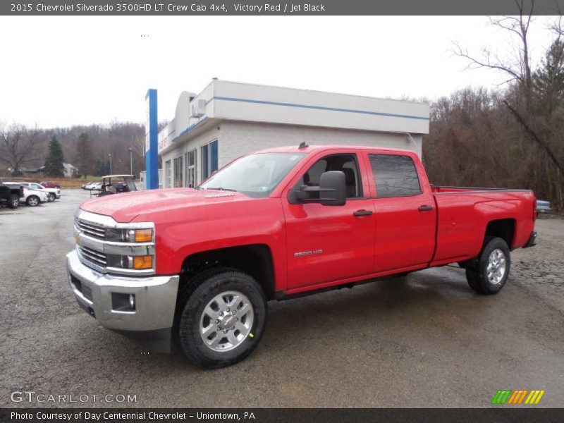 Front 3/4 View of 2015 Silverado 3500HD LT Crew Cab 4x4