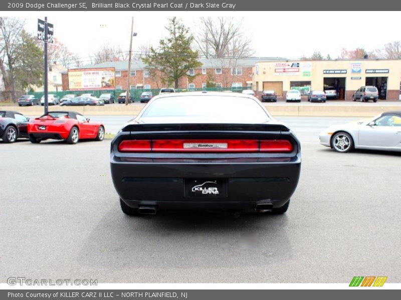 Brilliant Black Crystal Pearl Coat / Dark Slate Gray 2009 Dodge Challenger SE