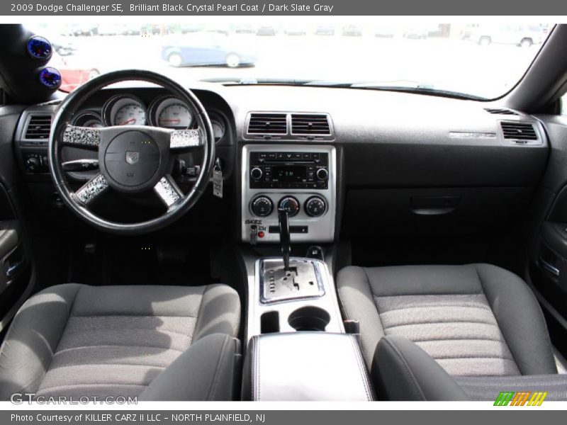 Brilliant Black Crystal Pearl Coat / Dark Slate Gray 2009 Dodge Challenger SE