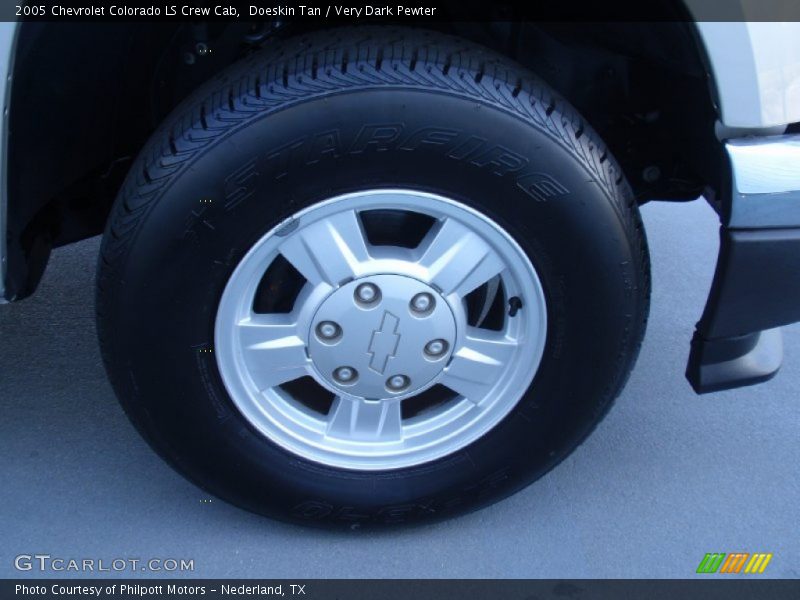Doeskin Tan / Very Dark Pewter 2005 Chevrolet Colorado LS Crew Cab