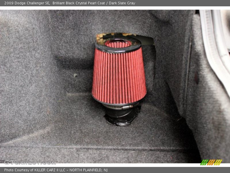 Brilliant Black Crystal Pearl Coat / Dark Slate Gray 2009 Dodge Challenger SE