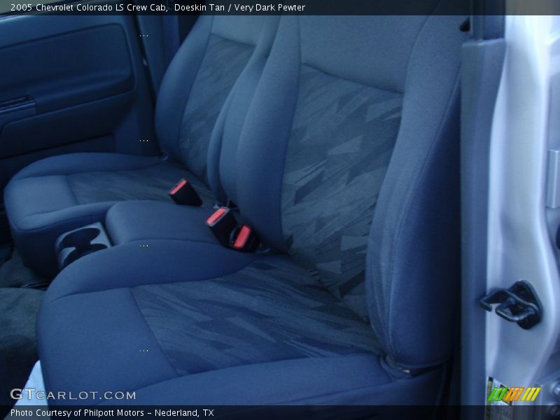 Doeskin Tan / Very Dark Pewter 2005 Chevrolet Colorado LS Crew Cab