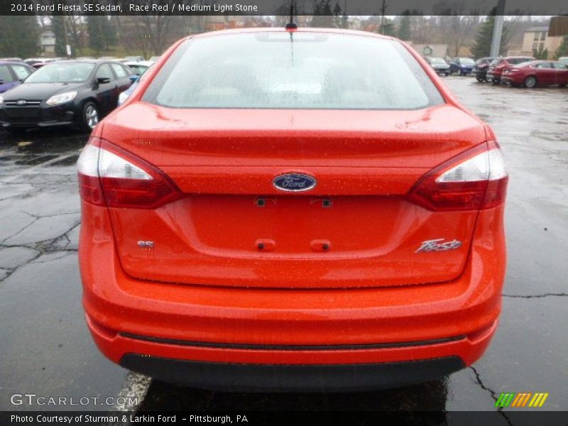 Race Red / Medium Light Stone 2014 Ford Fiesta SE Sedan