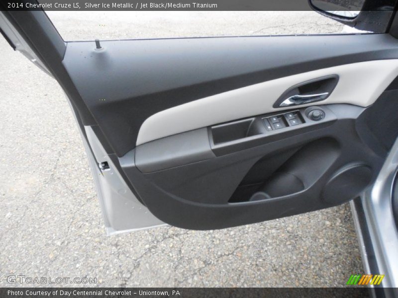 Silver Ice Metallic / Jet Black/Medium Titanium 2014 Chevrolet Cruze LS