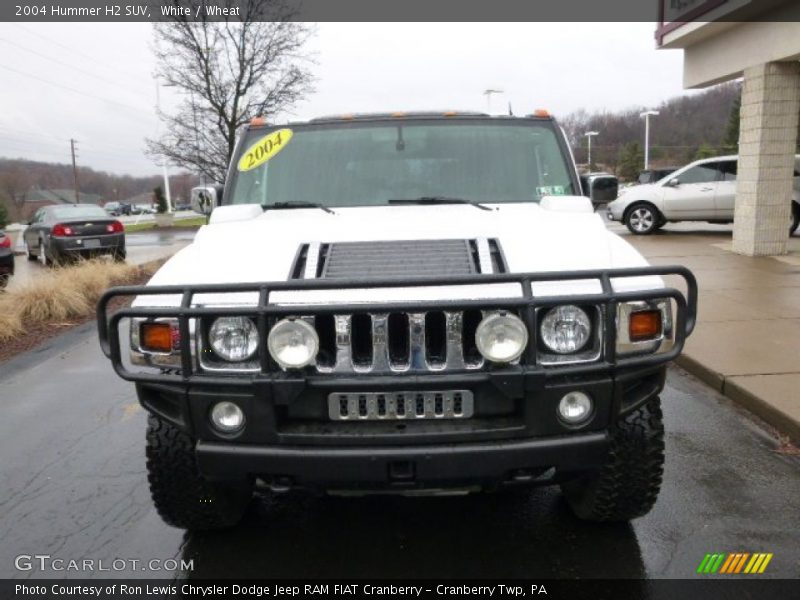 White / Wheat 2004 Hummer H2 SUV