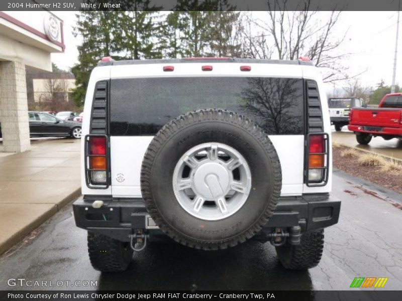 White / Wheat 2004 Hummer H2 SUV