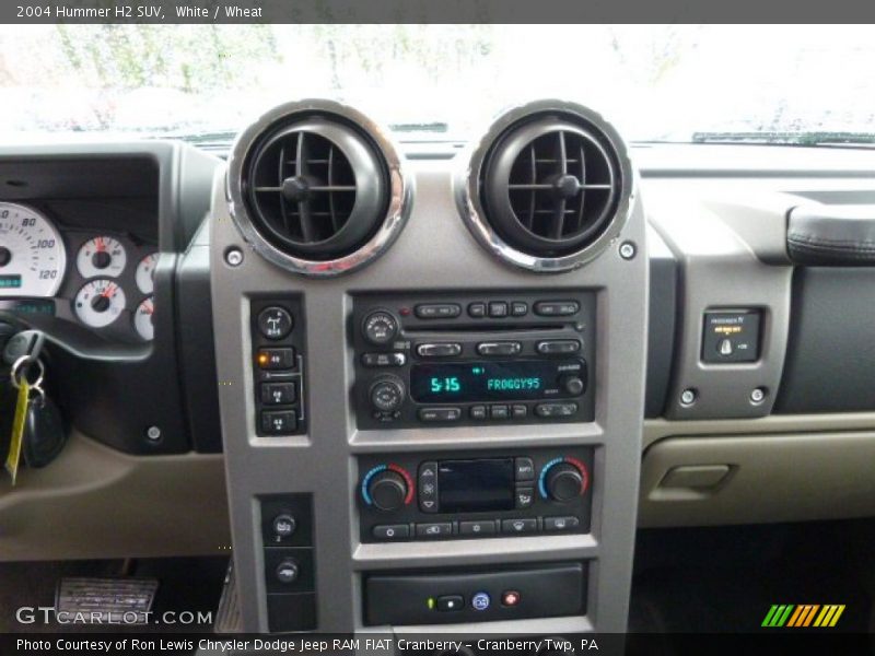 White / Wheat 2004 Hummer H2 SUV