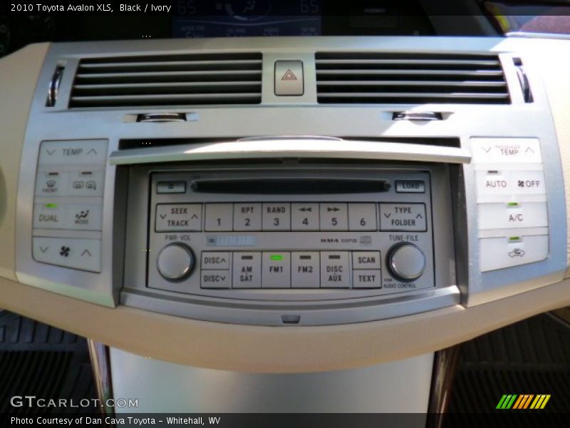 Black / Ivory 2010 Toyota Avalon XLS