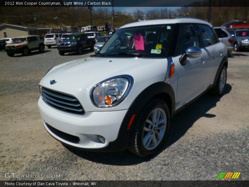 Light White / Carbon Black 2012 Mini Cooper Countryman