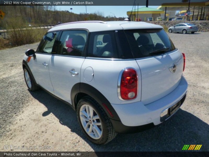 Light White / Carbon Black 2012 Mini Cooper Countryman