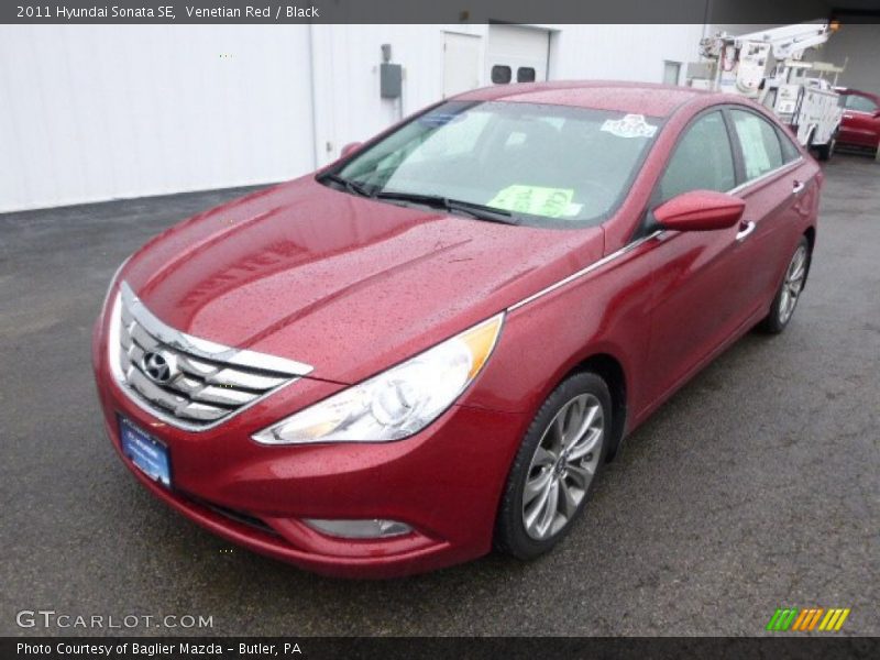 Venetian Red / Black 2011 Hyundai Sonata SE