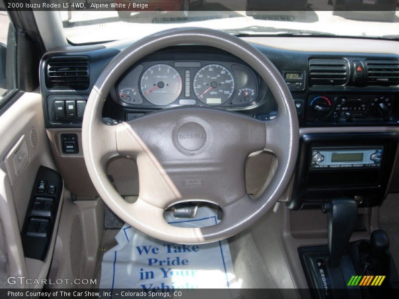 Alpine White / Beige 2000 Isuzu Rodeo LS 4WD