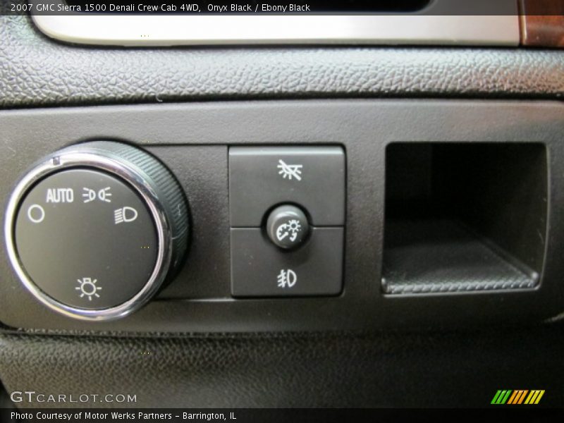 Onyx Black / Ebony Black 2007 GMC Sierra 1500 Denali Crew Cab 4WD