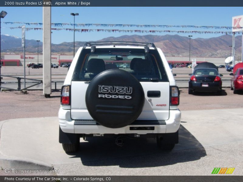 Alpine White / Beige 2000 Isuzu Rodeo LS 4WD