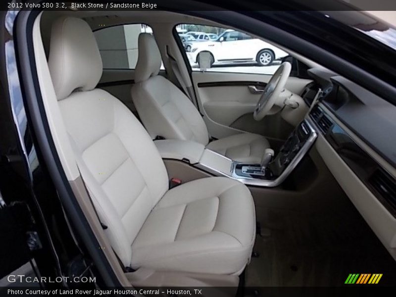 Front Seat of 2012 S80 3.2