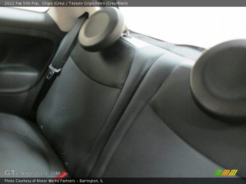 Grigio (Grey) / Tessuto Grigio/Nero (Grey/Black) 2012 Fiat 500 Pop