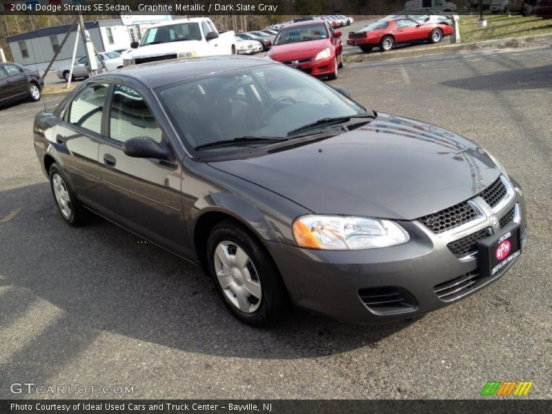 Graphite Metallic / Dark Slate Gray 2004 Dodge Stratus SE Sedan