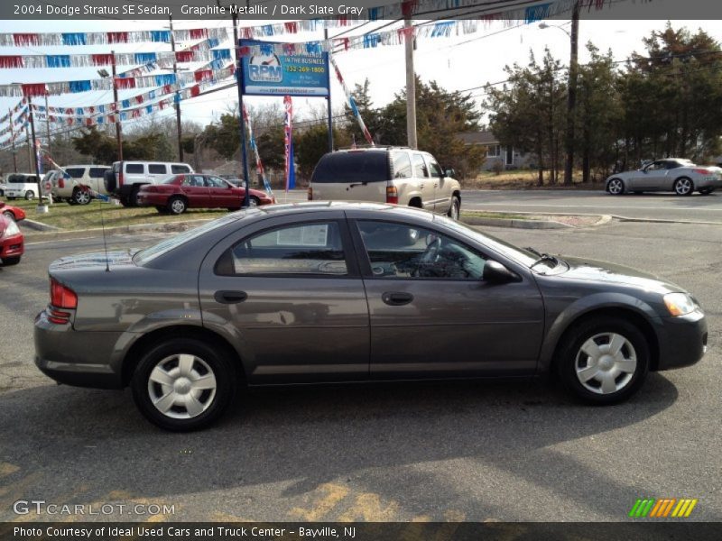 Graphite Metallic / Dark Slate Gray 2004 Dodge Stratus SE Sedan